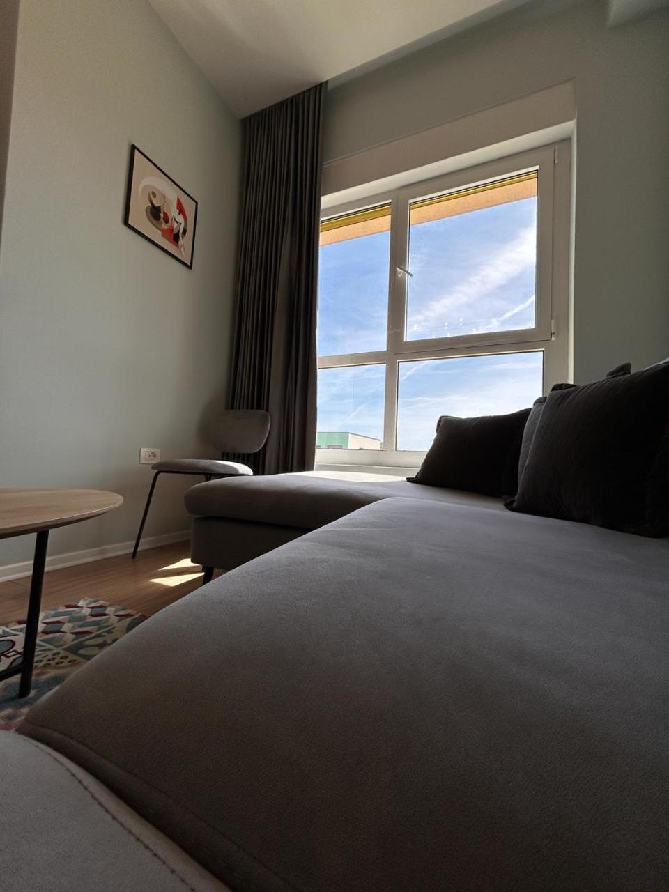 Picasso Apartment טיראנה מראה חיצוני תמונה